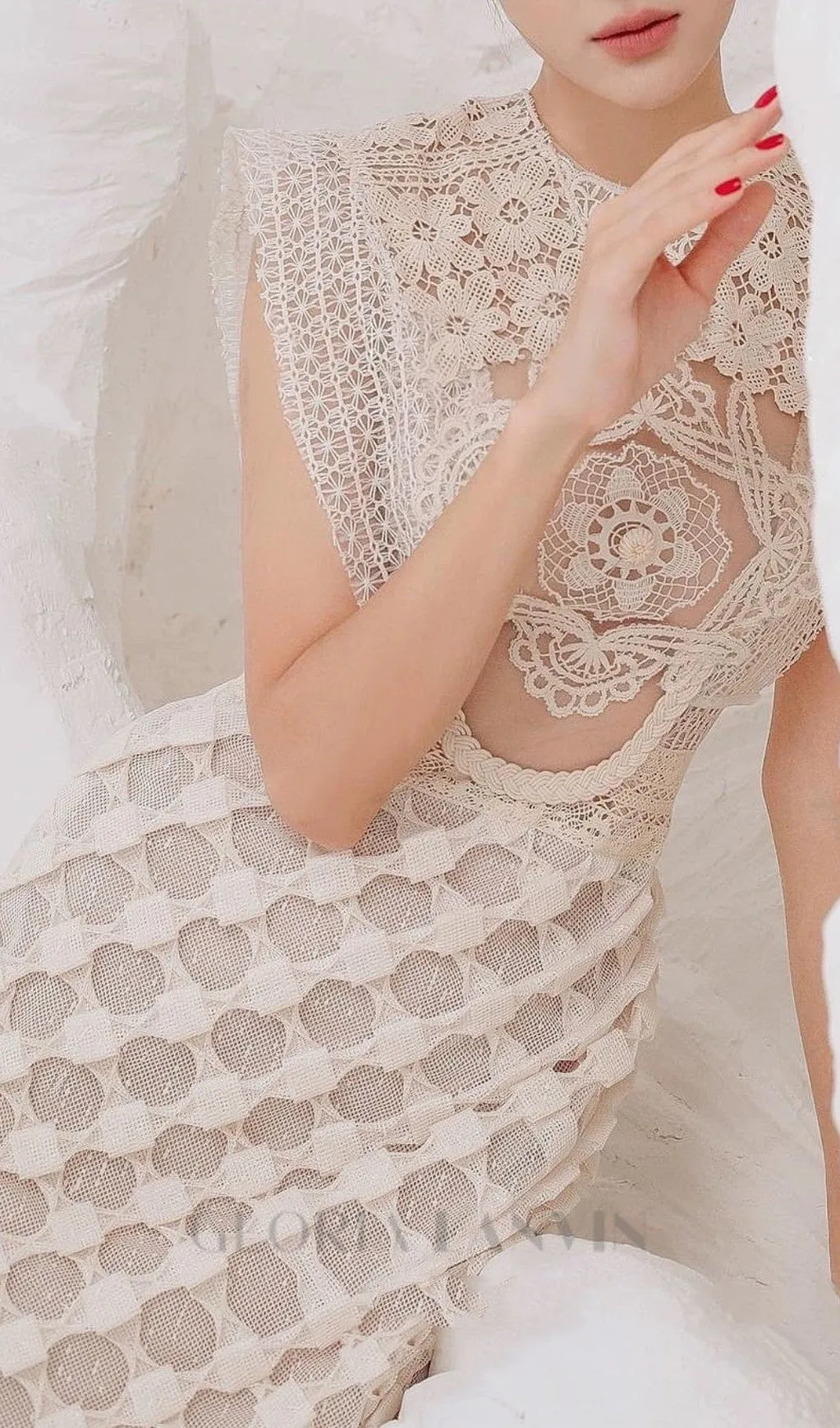EMBROIDERY CUTOUT MINI DRESS IN APRICOT Gloria Lanvin