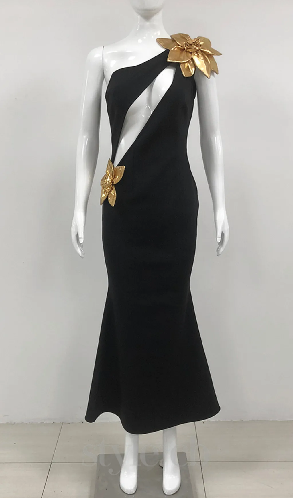 EUNICE GOLD 3D FLOWER CUT OUT BLACK MAXI DRESS Gloria Lanvin