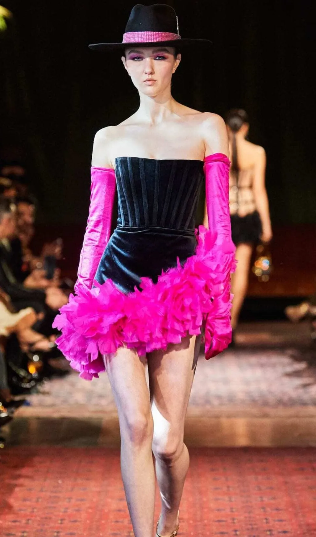 FEATHER CORSET MINII DRESS IN BLACK Gloria Lanvin