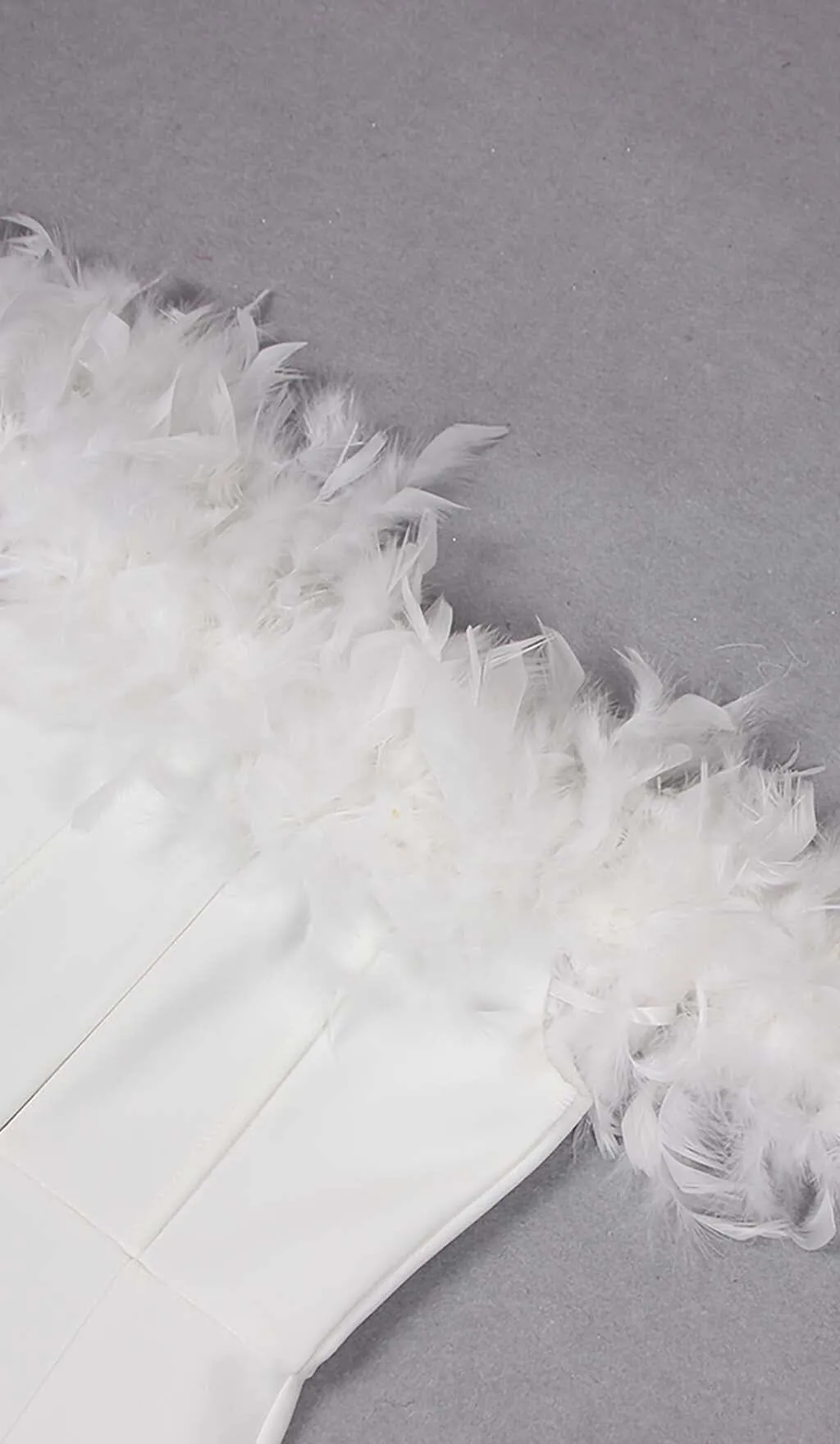 FEATHER PLUNGE MIDI DRESS Gloria Lanvin