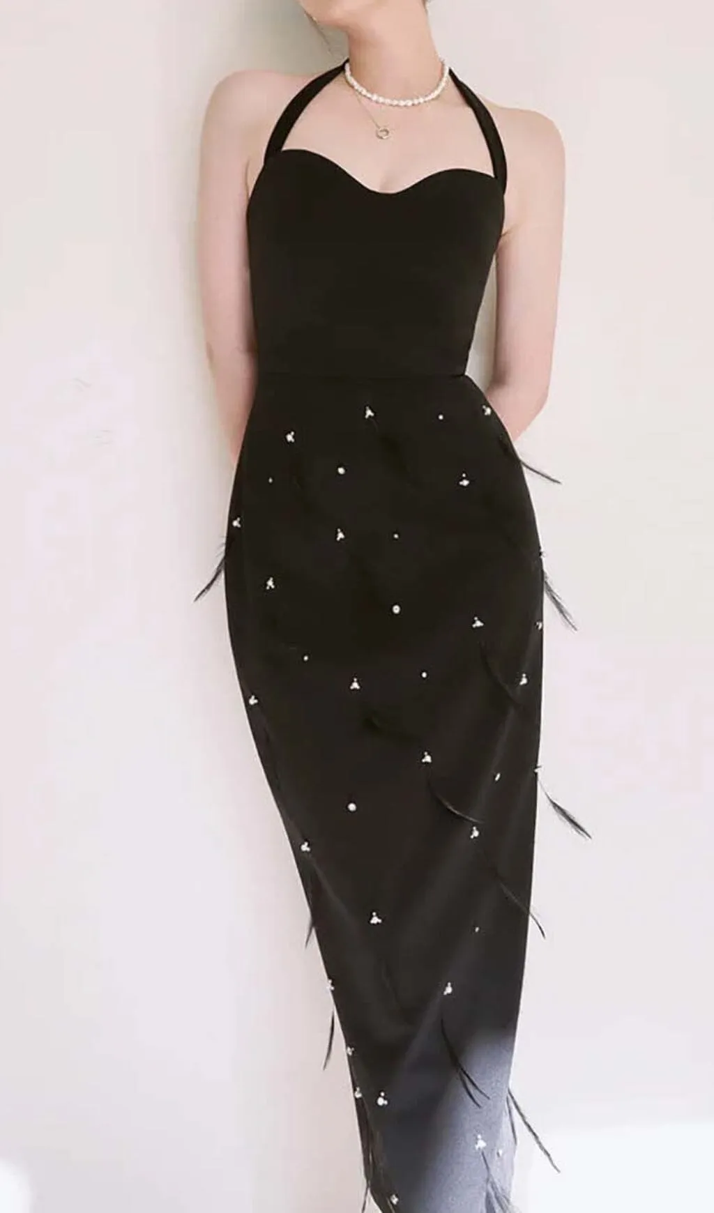 FEATHER RHINESTONES BODYCON MIDI DRESS IN BLACK Gloria Lanvin
