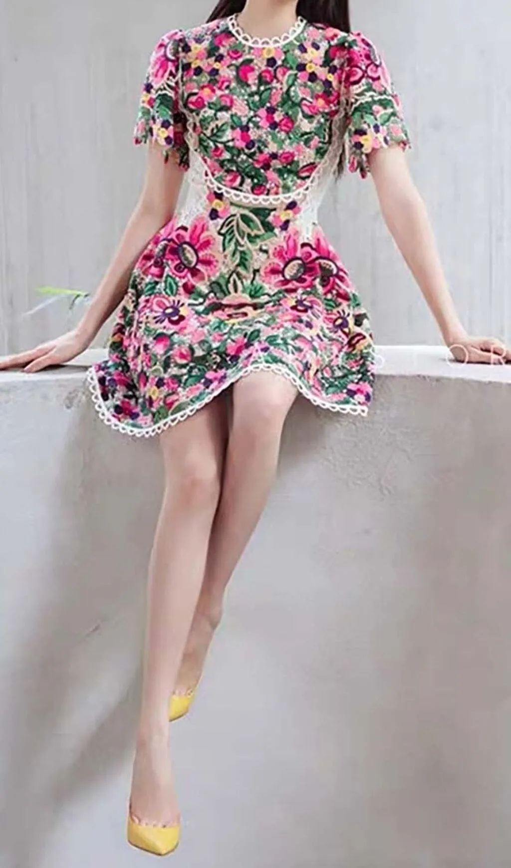 FLORAL-EMBROIDERED LACE MINI DRESS Gloria Lanvin