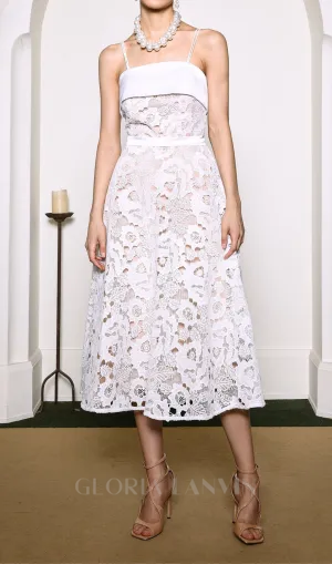 FLORAL EMBROIDERY FLARED MIDI DRESS IN WHITE Gloria Lanvin