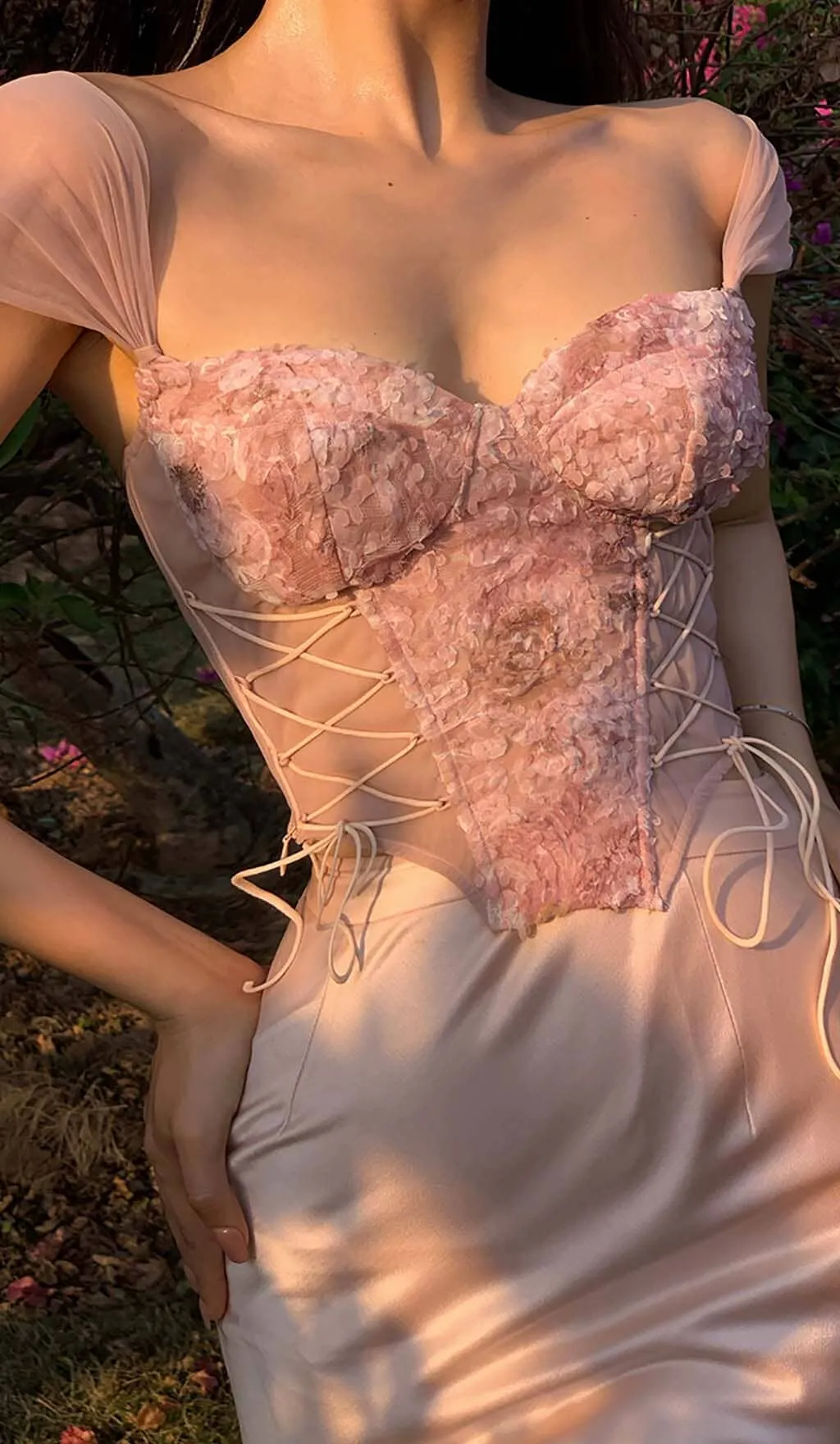 FLORAL EMBROIDERY LACE UP CORSET TOP Gloria Lanvin