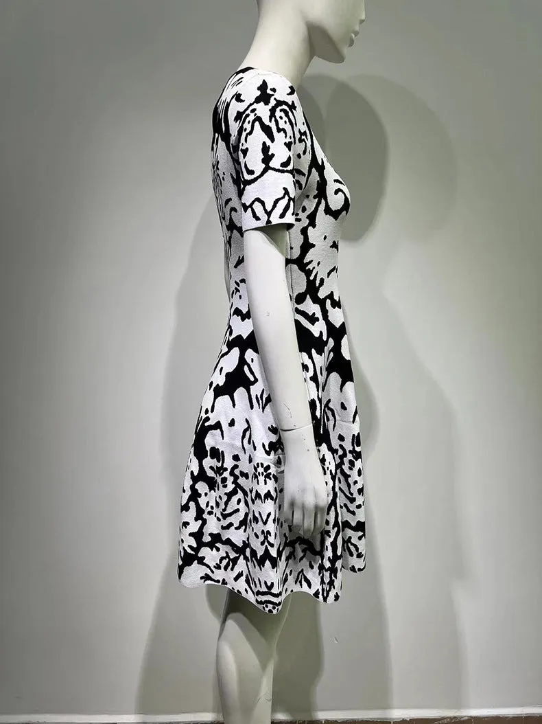 FLORAL-PATTERN STRETCH-KNIT MINI DRESS Gloria Lanvin