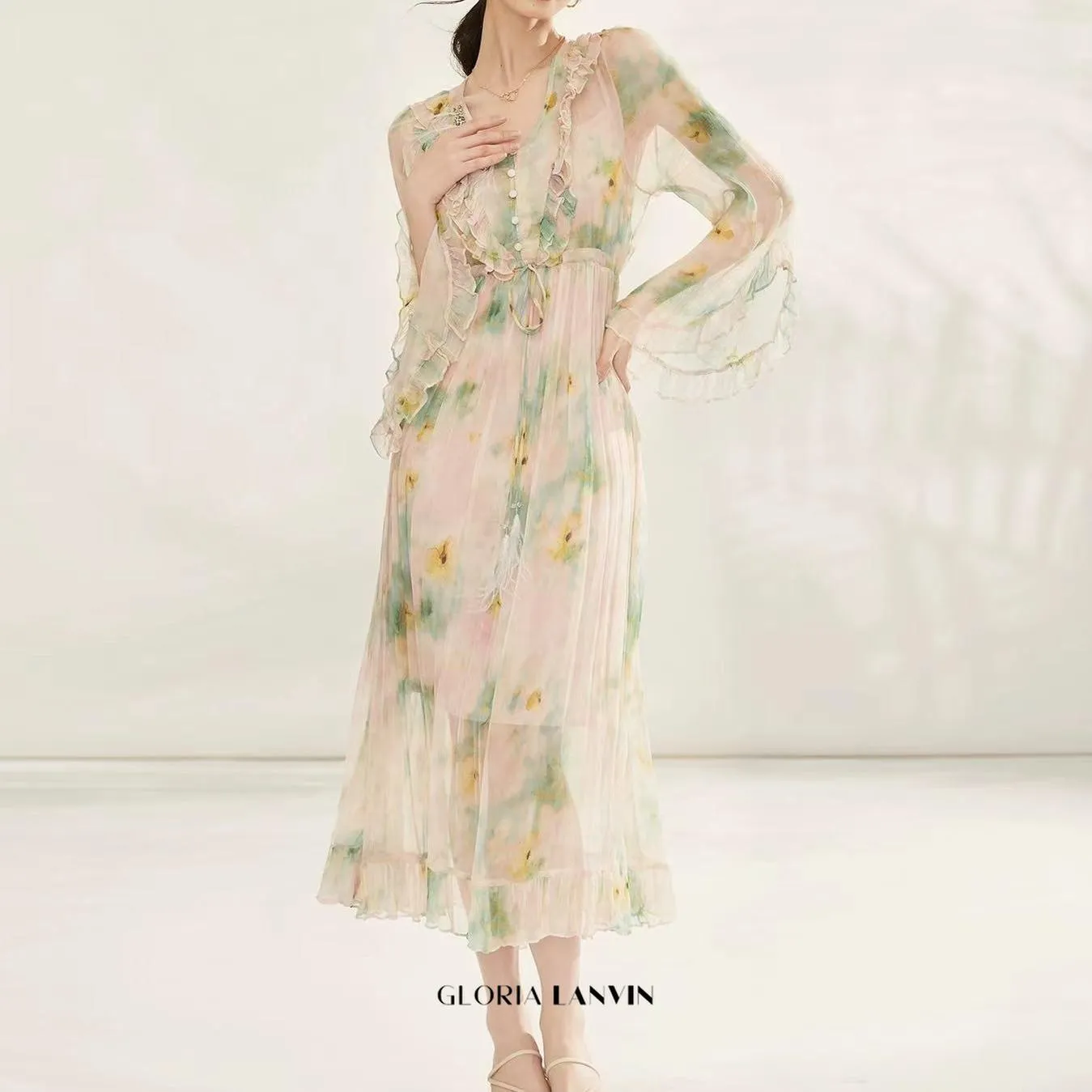 floral print chiffon silk midi dress in pale green Gloria Lanvin