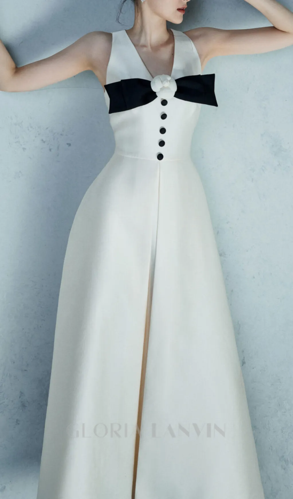 flower embellished bow midi dress in white Gloria Lanvin