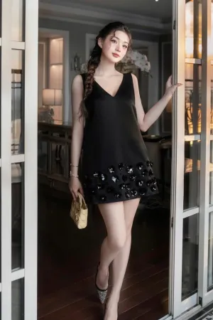 flower sleeveless v-neck mini dress in black Gloria Lanvin