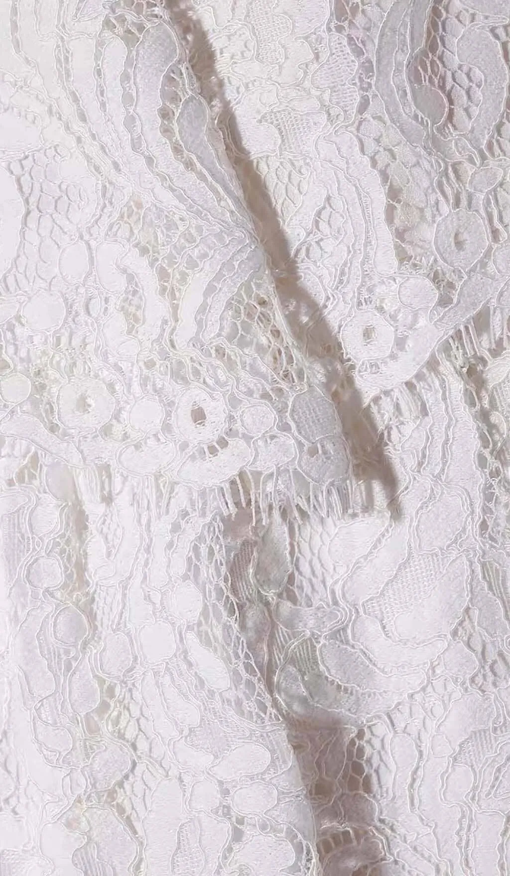 FRONT BOW TIERED MIDI DRESS IN WHITE Gloria Lanvin