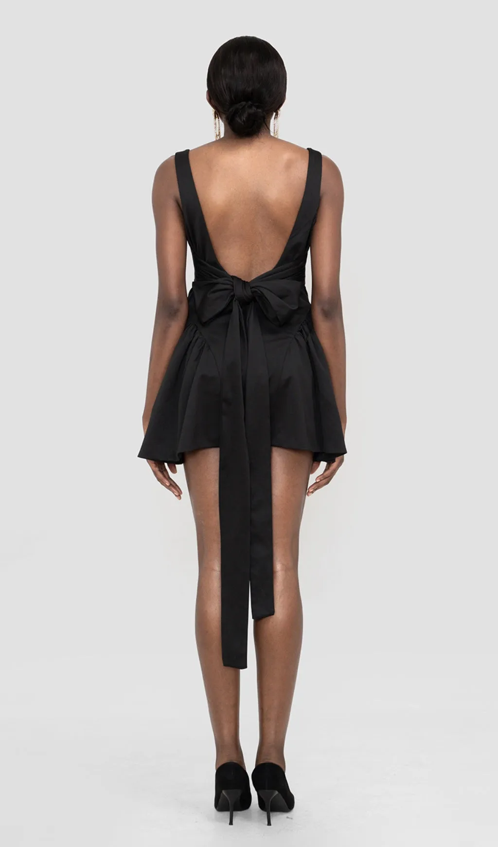 GALI BLACK BACKLESS BOW MINI DRESS Gloria Lanvin