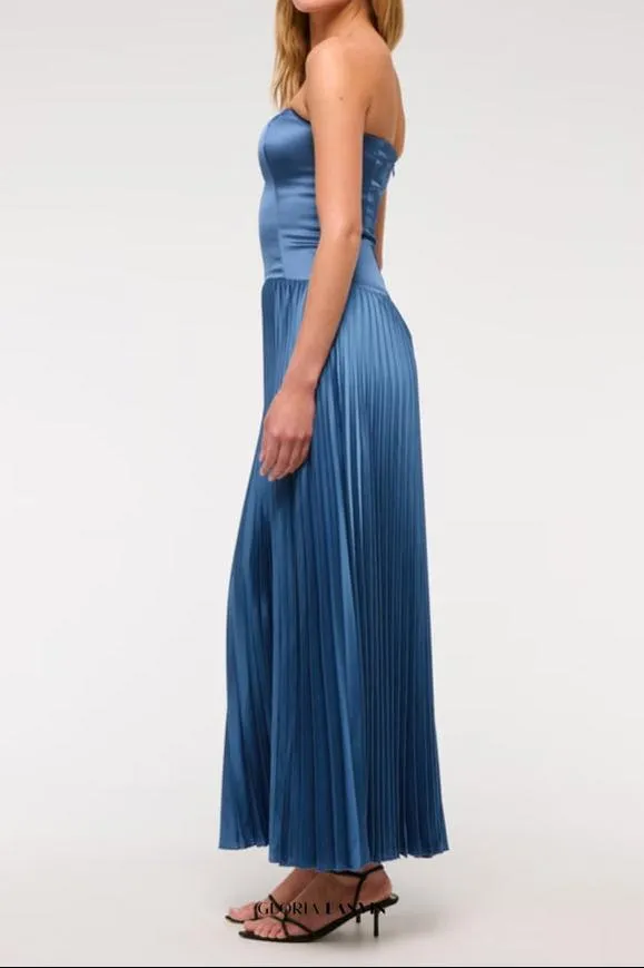 Giselle pleated Drop-Waist Maxi Dress in blue Gloria Lanvin