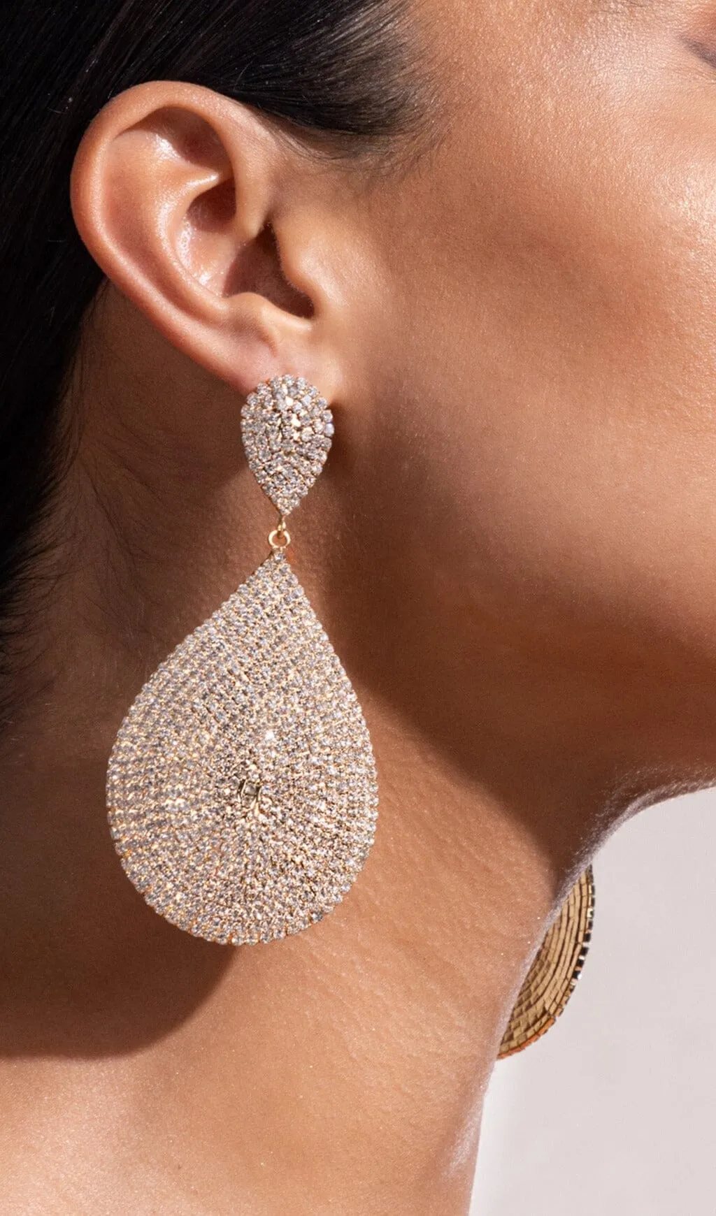 GOLD DIAMANTE STATEMENT TEARDROP EARRINGS Gloria Lanvin