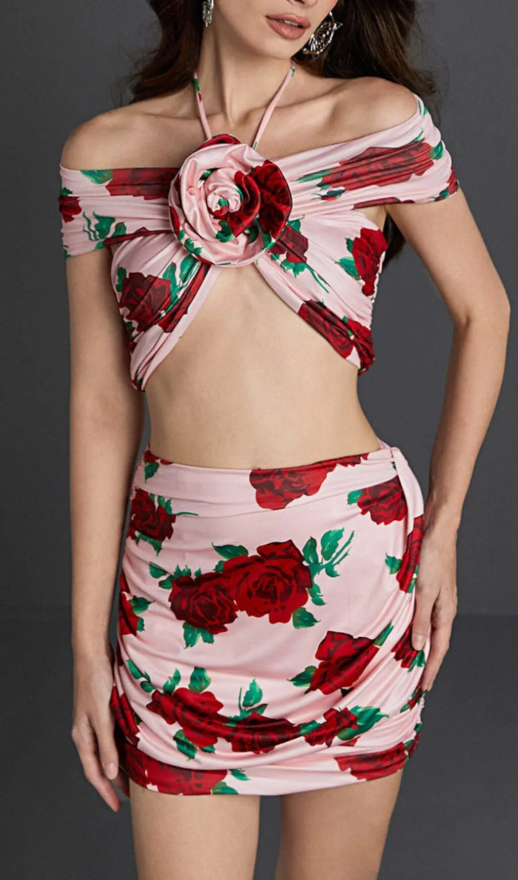 HALTERNECK ROSE PRINTED SKIRT SET Gloria Lanvin