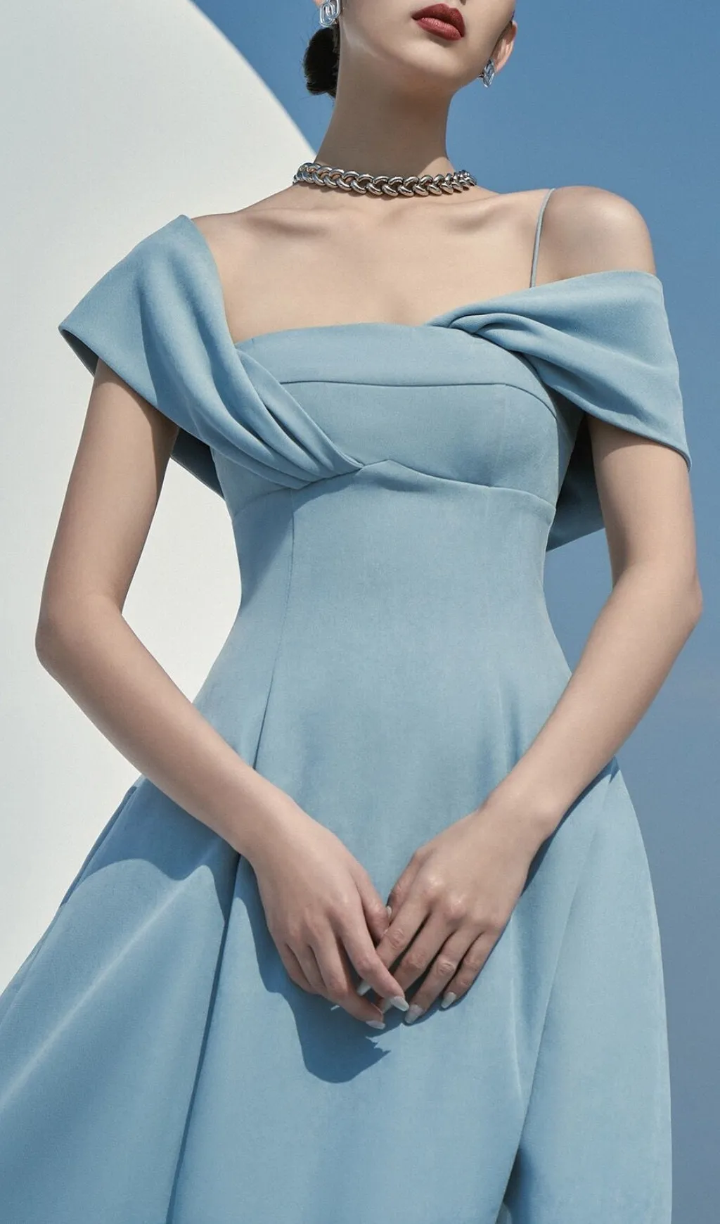 HAZE BLUE OBLIQUE SHOULDER MIDI DRESS Gloria Lanvin