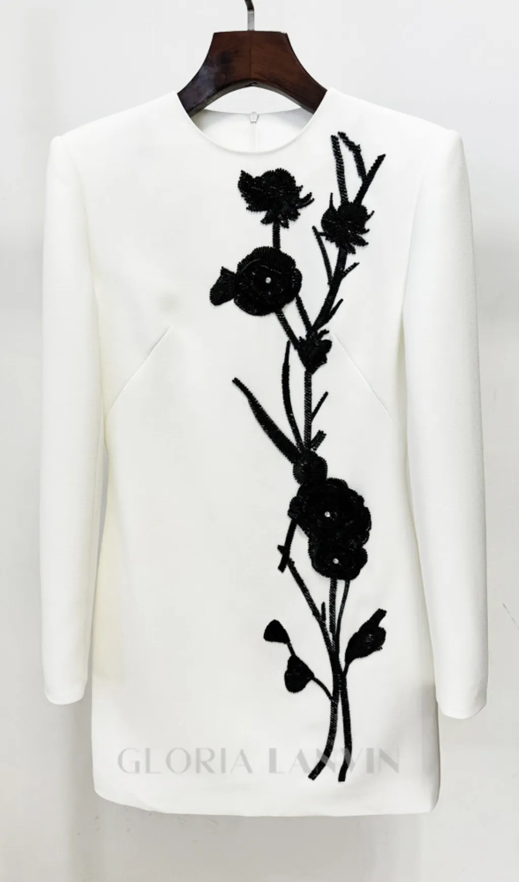 HELEN FLOWER EMBELLISHED MINI DRESS IN WHITE Gloria Lanvin