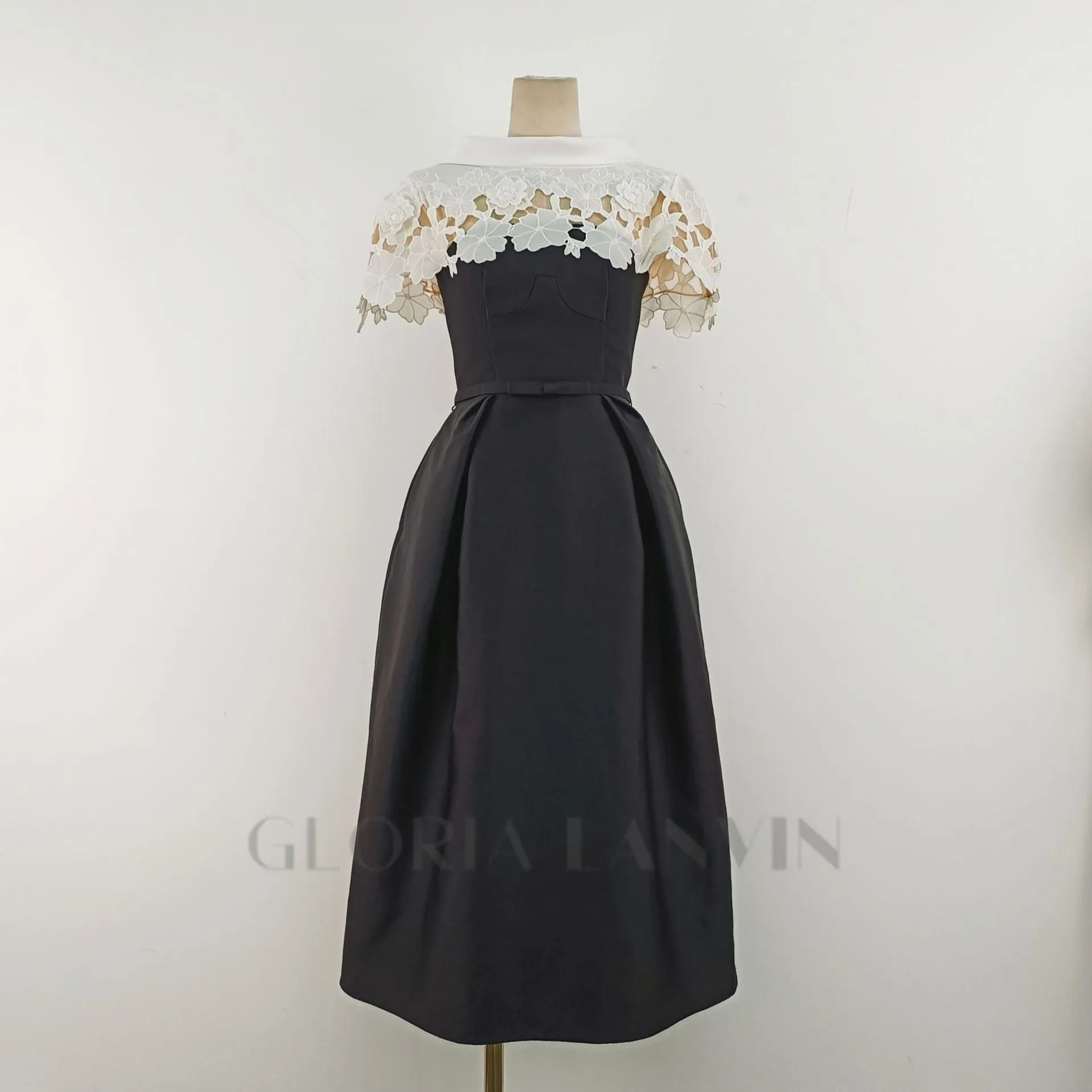 Hollow lace slim A-line midi dress in black Gloria Lanvin