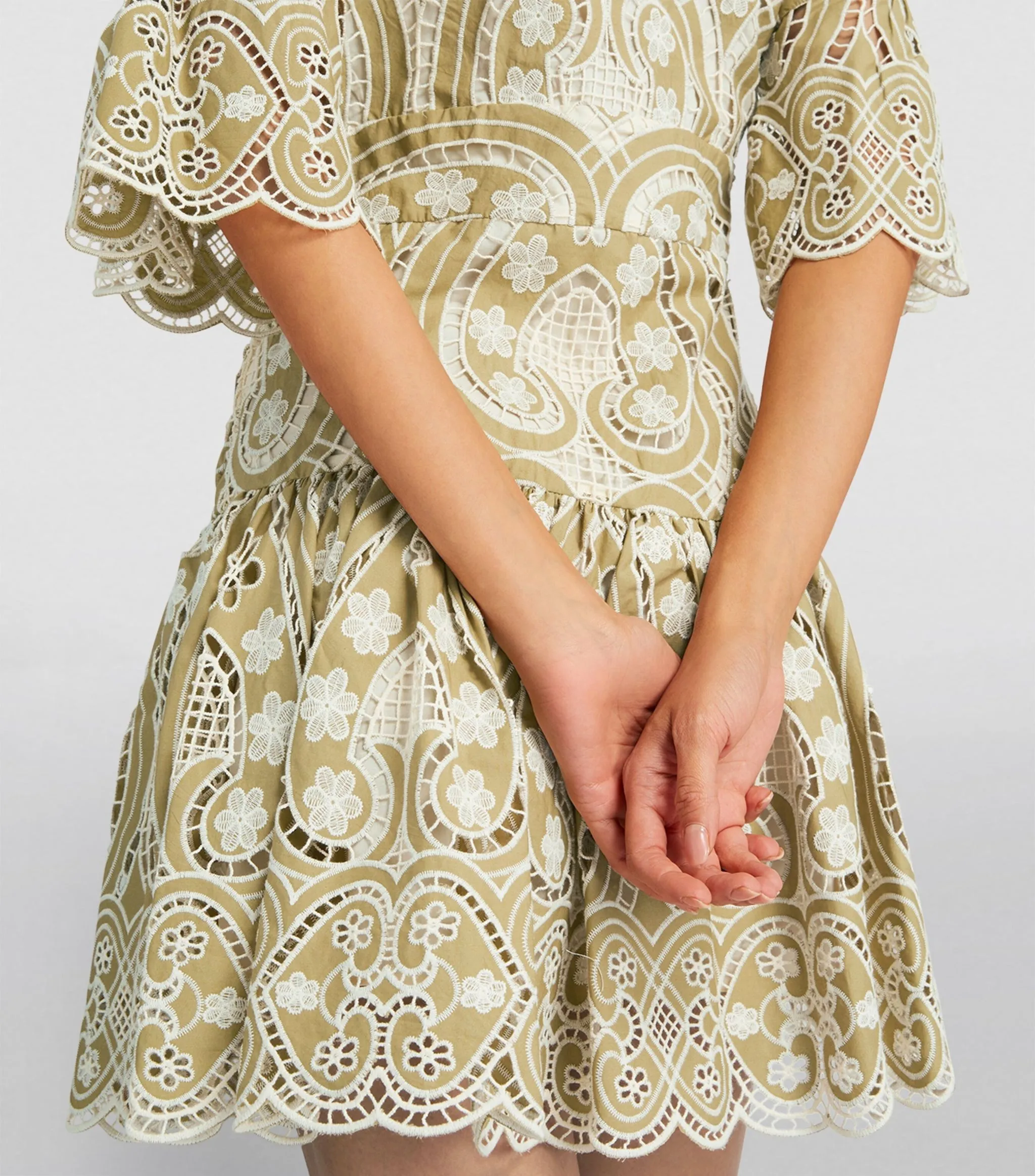 HOLLOW V-NECK RUFFLED TRUMPET SLEEVE MINI DRESS Gloria Lanvin