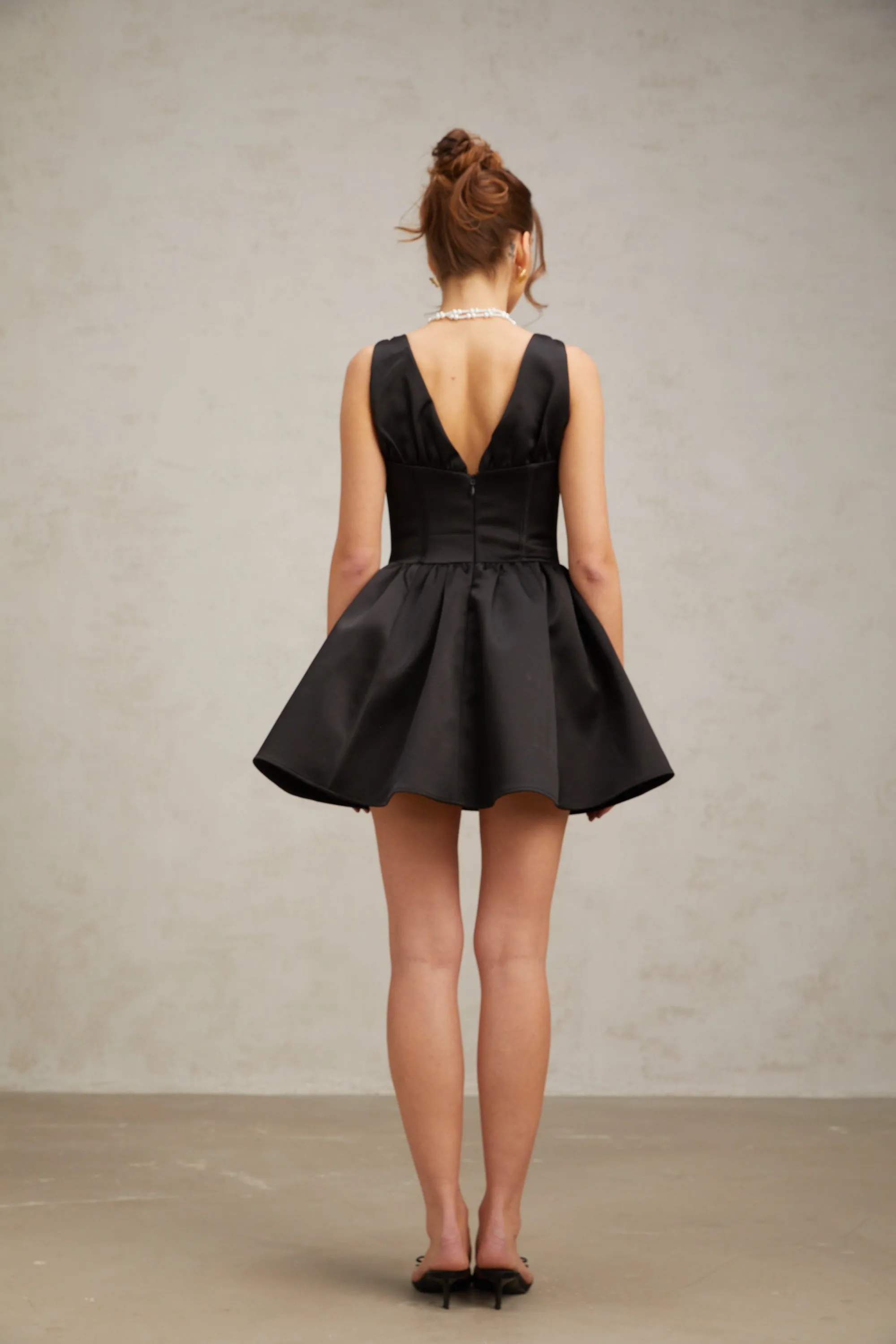 Jeanne black V-neck flared mini dress Gloria Lanvin