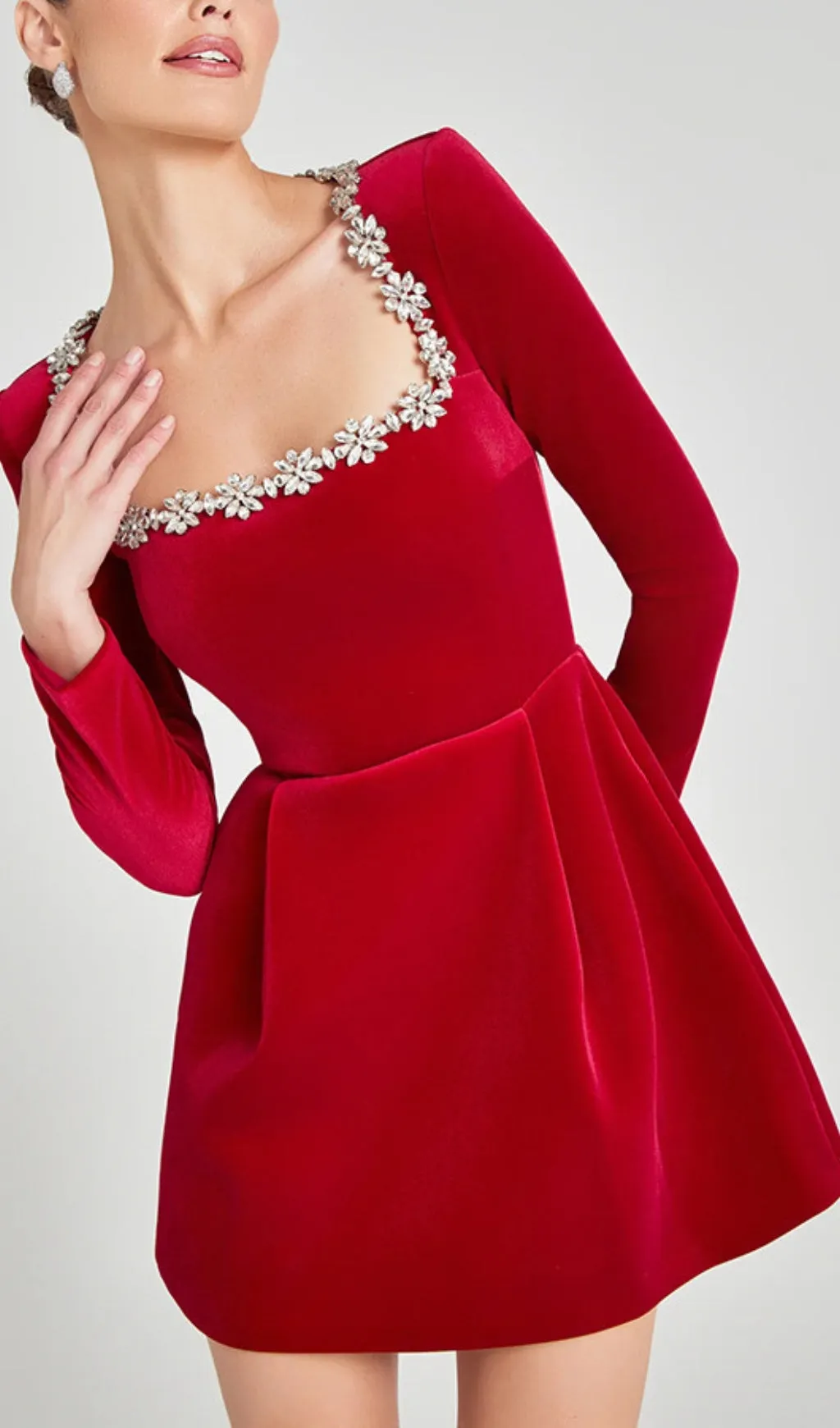 JEWEL-EMBELLISHED TRIM MINI DRESS IN RED Gloria Lanvin