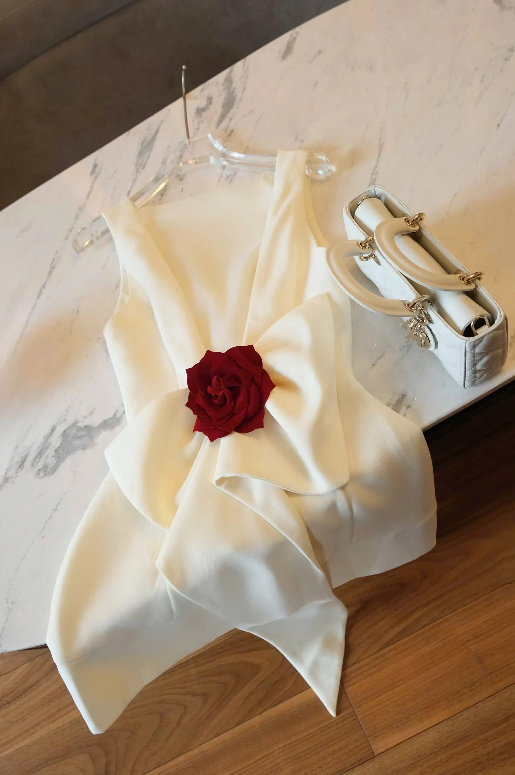 joanna backless flower bow embellished mini dress in white Gloria Lanvin
