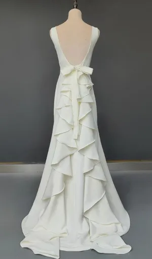 LAMINATED RUFFLE SLEEVELESS DRESS IN WHITE Gloria Lanvin