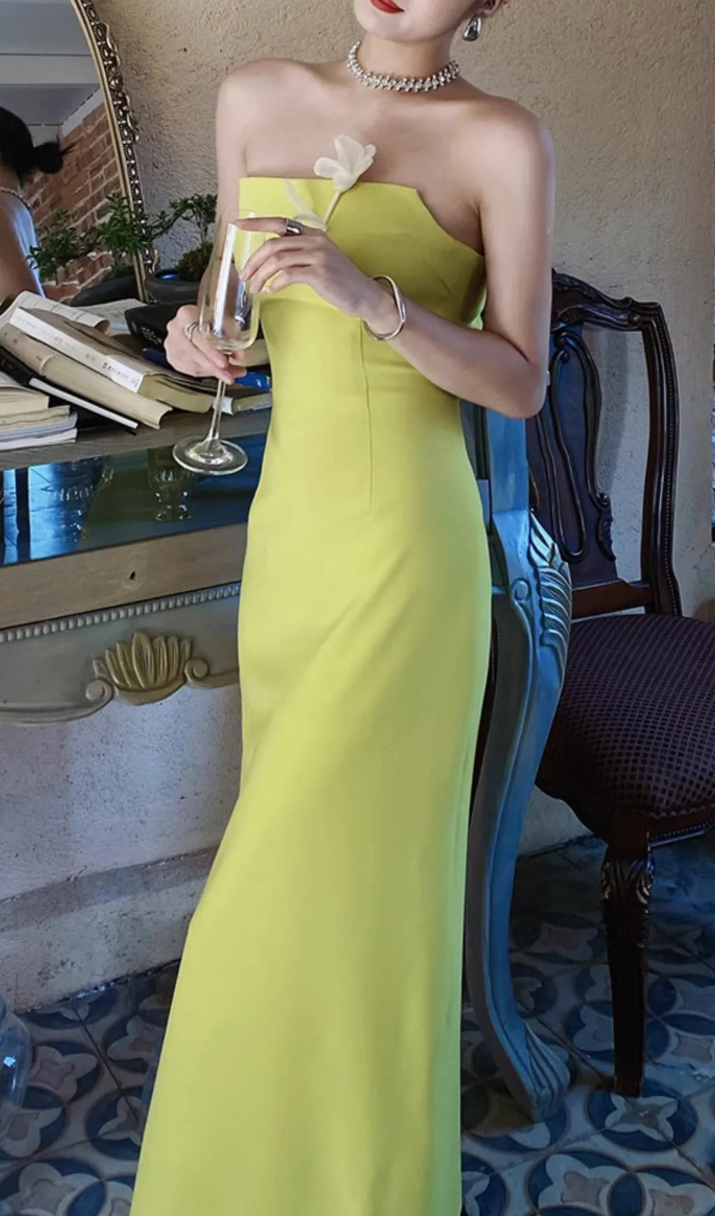 LEMON YELLOW FLOWER EMBELLISHED SLIT MAXI DRESS Gloria Lanvin
