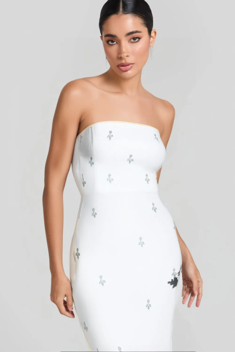 LINDA STRAPLESS CRYSTAL EMBELLISHED WHITE BANDAGE DRESS Gloria Lanvin