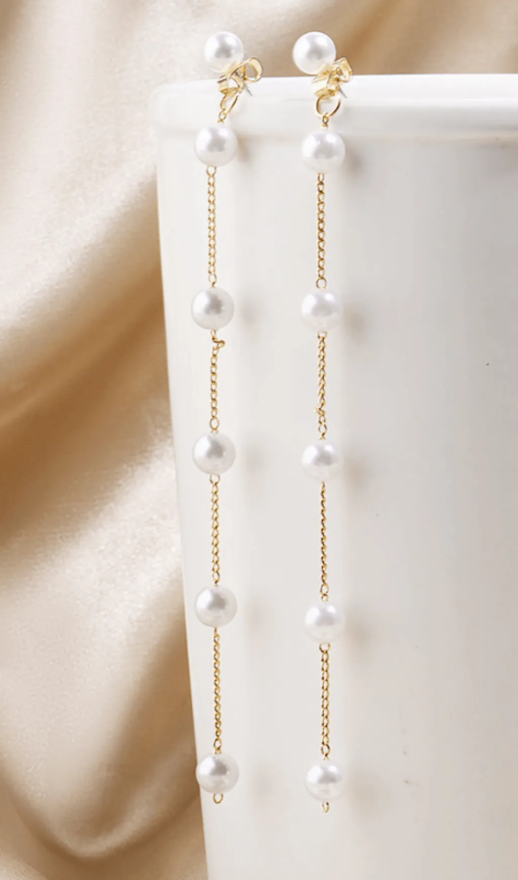 LONG PEARL TASSEL EARRINGS Gloria Lanvin