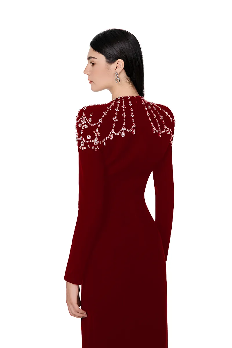 long sleeve trapezoid neckline bodycon  maxi dress in red Gloria Lanvin