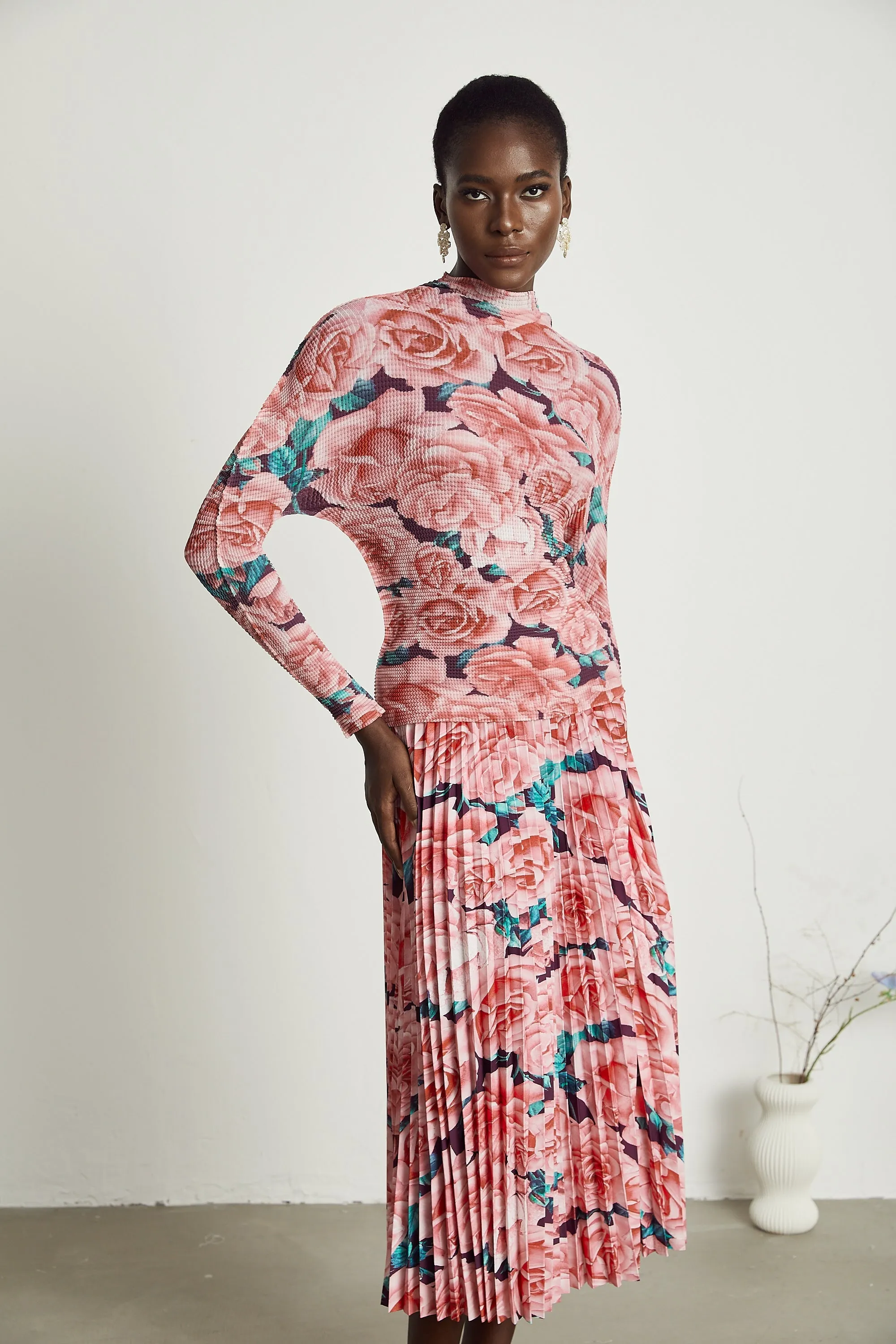 meline floral-print pleated top & skirt matching set Gloria Lanvin