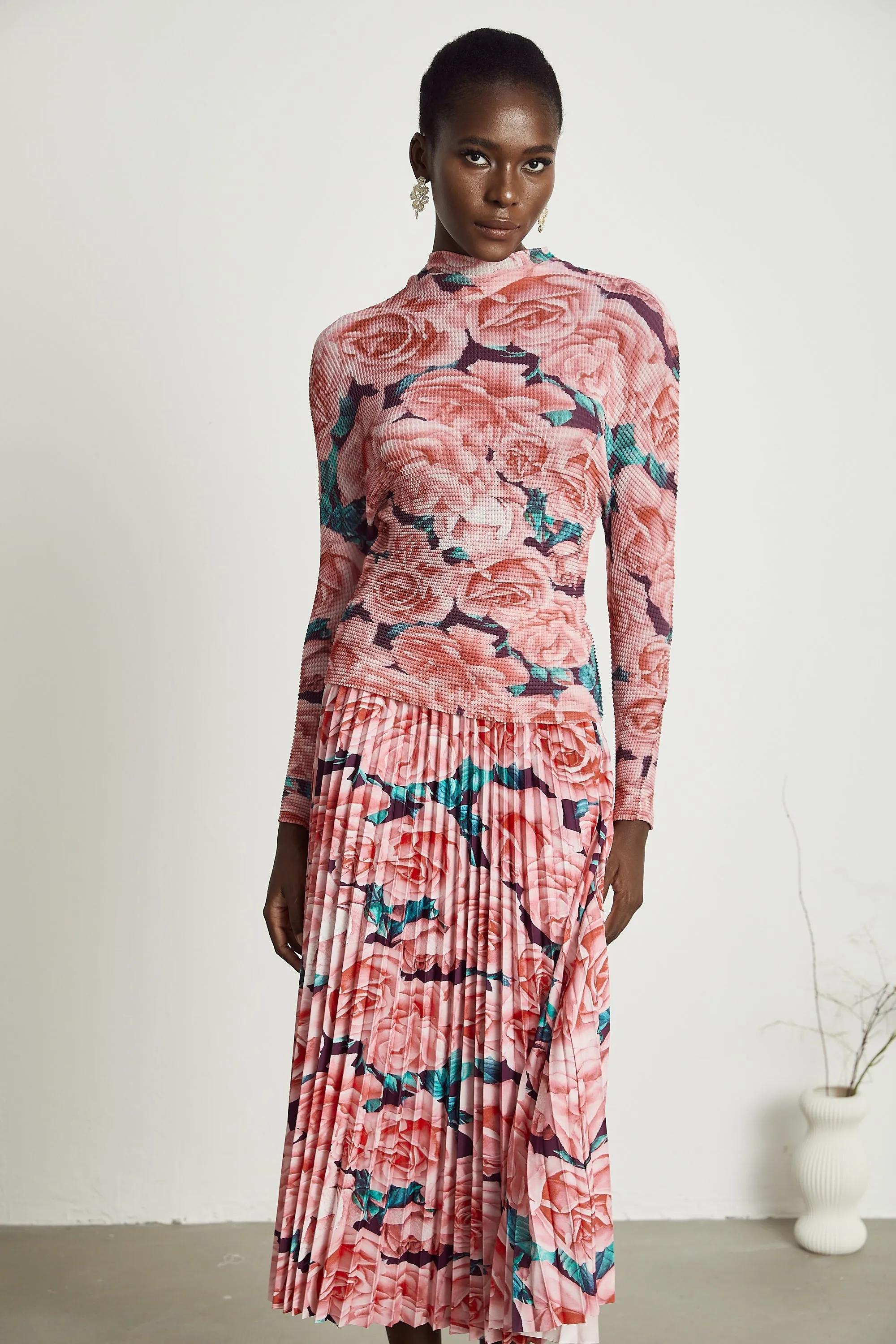 meline floral-print pleated top & skirt matching set Gloria Lanvin