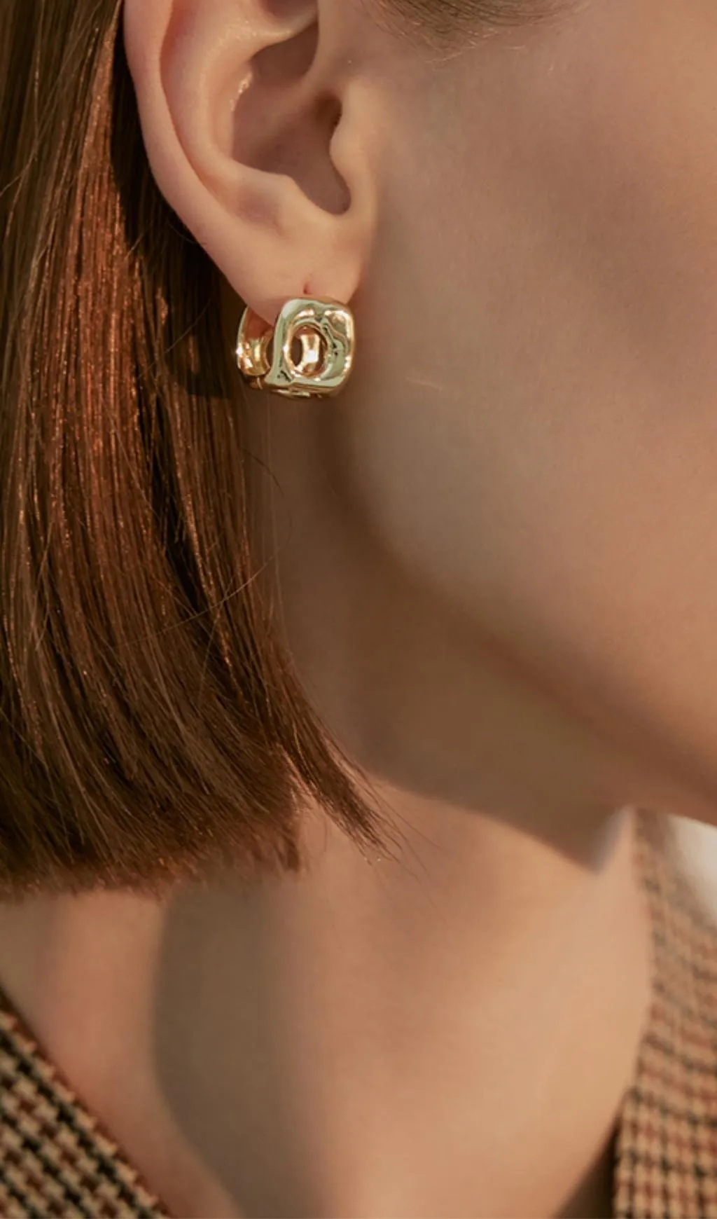Metallic Square Stud Alloy  Earrings Gloria Lanvin