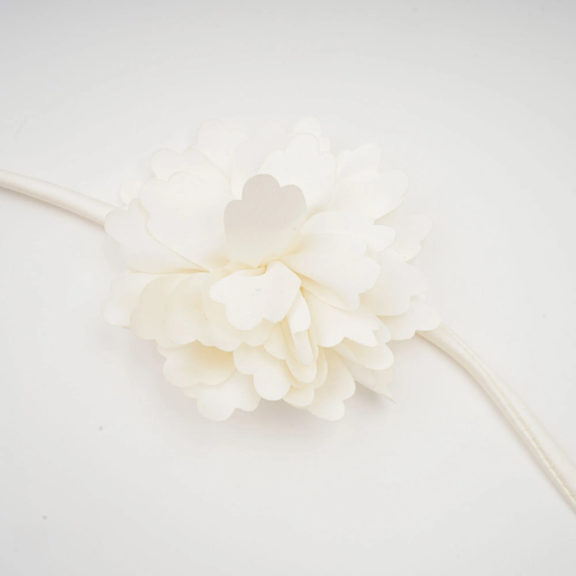 Nouria white faux-flower twist cropped top Gloria Lanvin