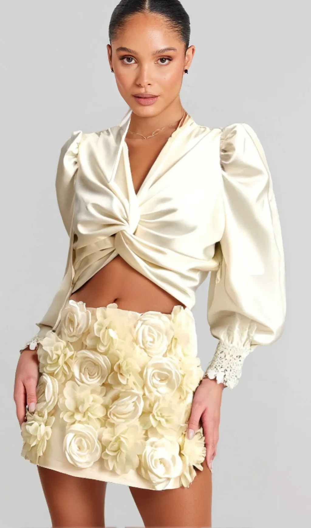 Nouria white faux-flower twist cropped top Gloria Lanvin