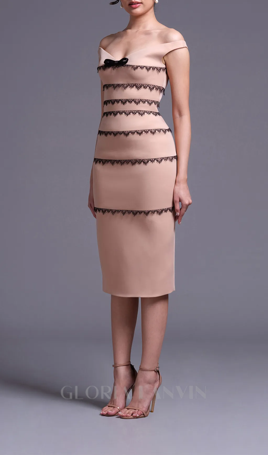 NUDE OFF-SHOULDER DRESS WITH BLACK LACE TRIMMING DETAIL Gloria Lanvin