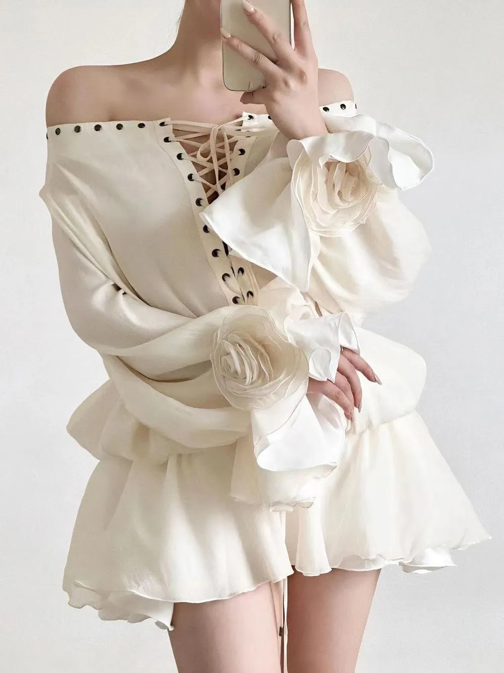off-shoulder flared sleeve mini shirt dress in white Gloria Lanvin