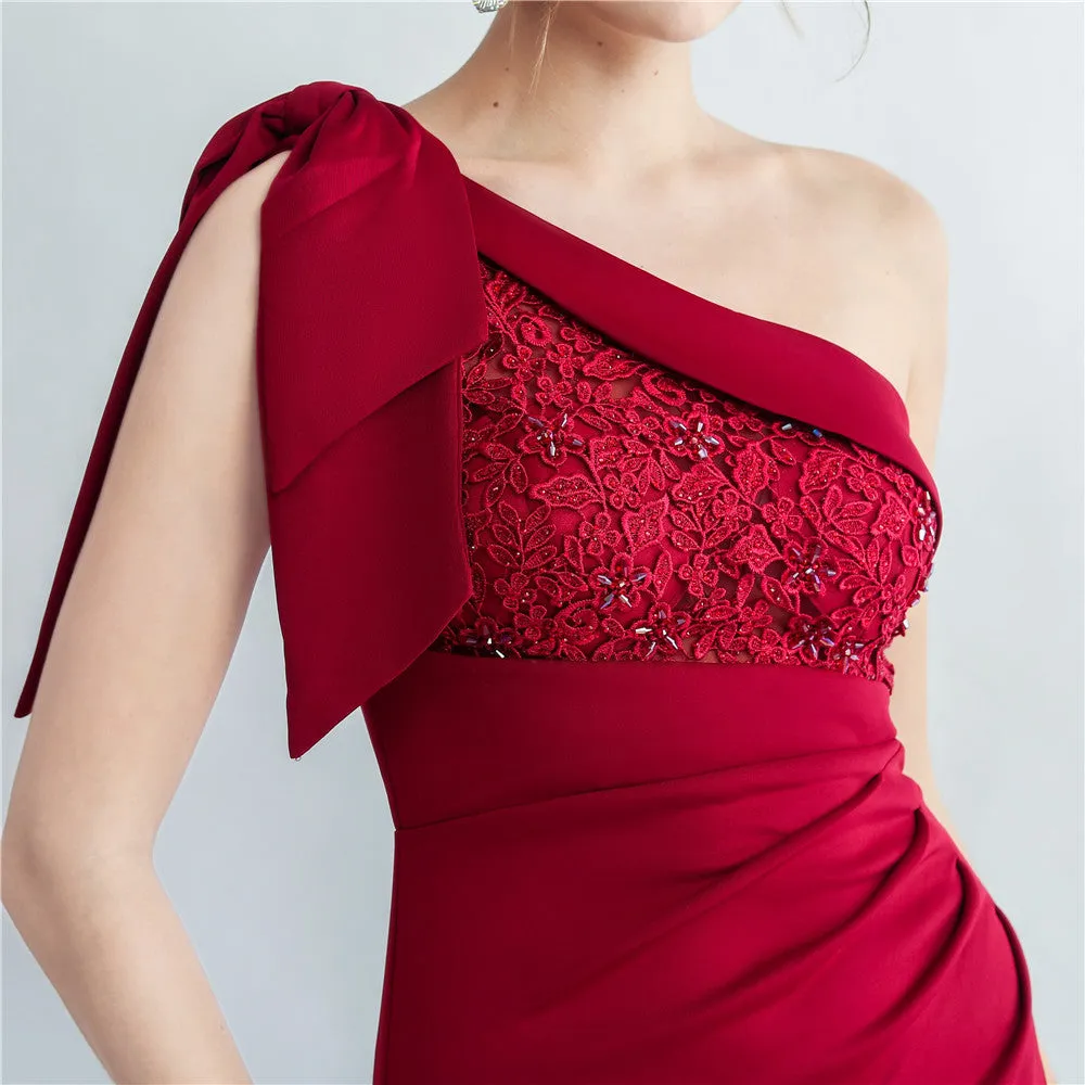 One-Shoulder embroidery High Slit Dress in red Gloria Lanvin
