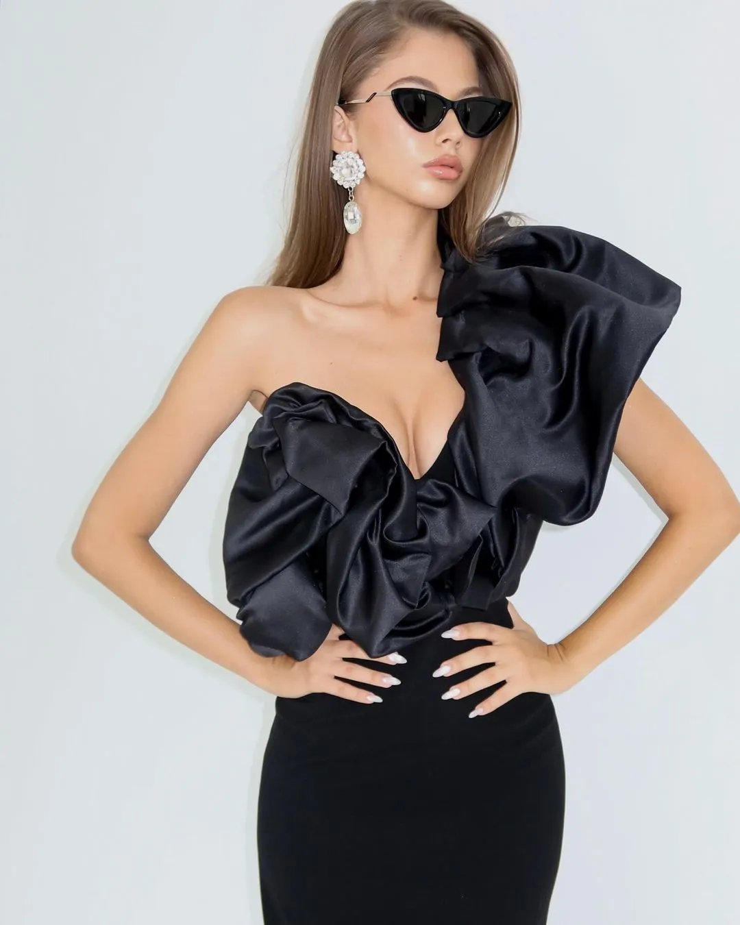 One Shoulder Puff Sleeve maxi Dress in black Gloria Lanvin