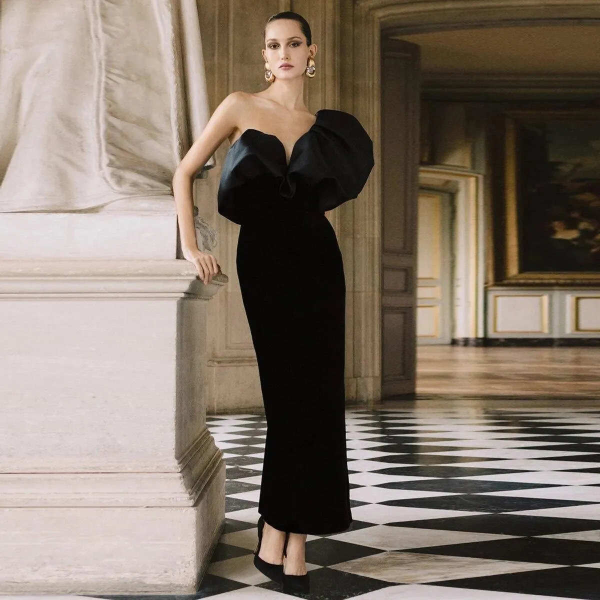 One Shoulder Puff Sleeve maxi Dress in black Gloria Lanvin
