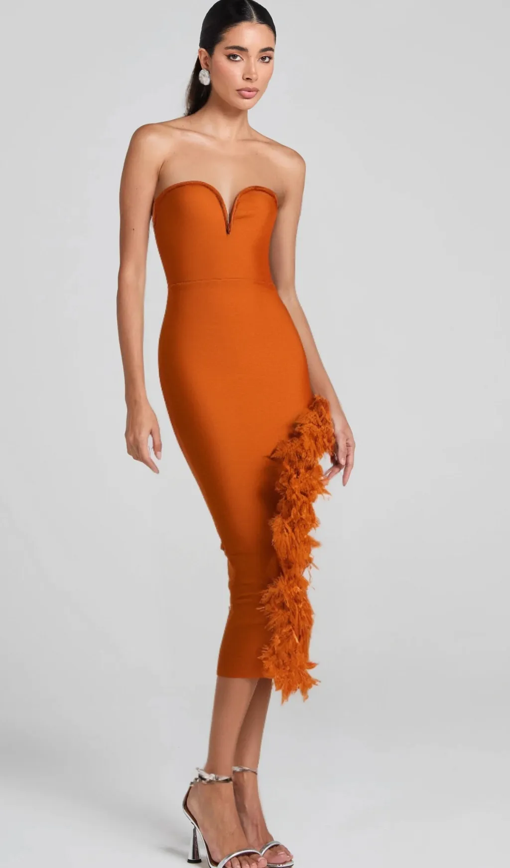 OSTRICH FEATHER BANDAGE DRESS WITH V-NECKLINE IN BROWN Gloria Lanvin
