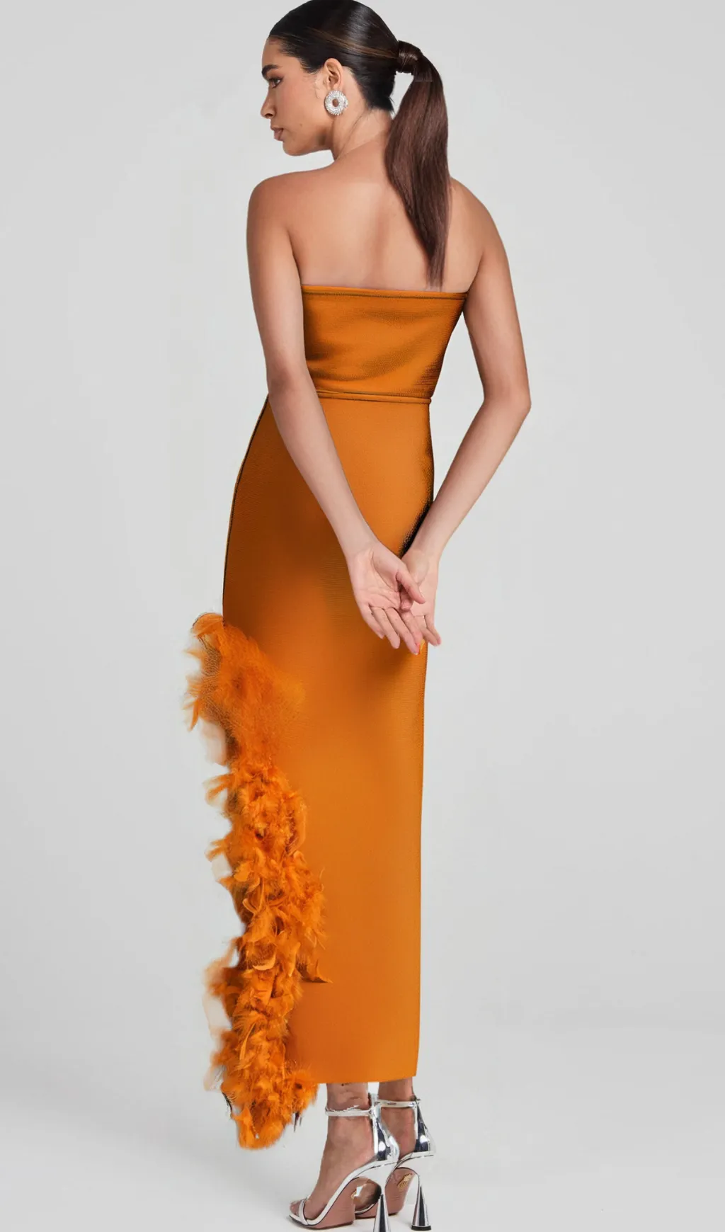 OSTRICH FEATHER BANDAGE DRESS WITH V-NECKLINE IN BROWN Gloria Lanvin