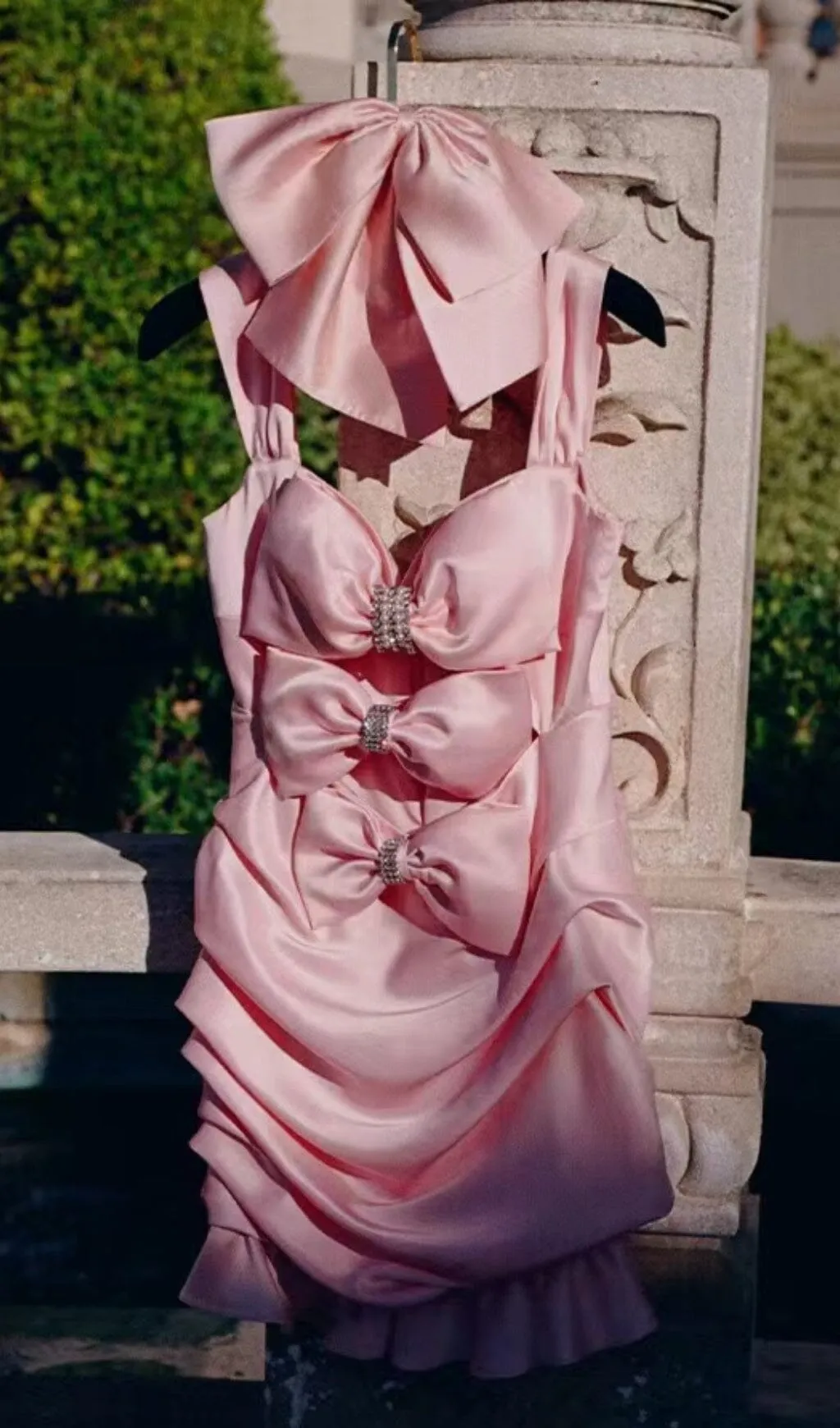 PINK BOW CUT OUT RUCHED MINI DRESS Gloria Lanvin