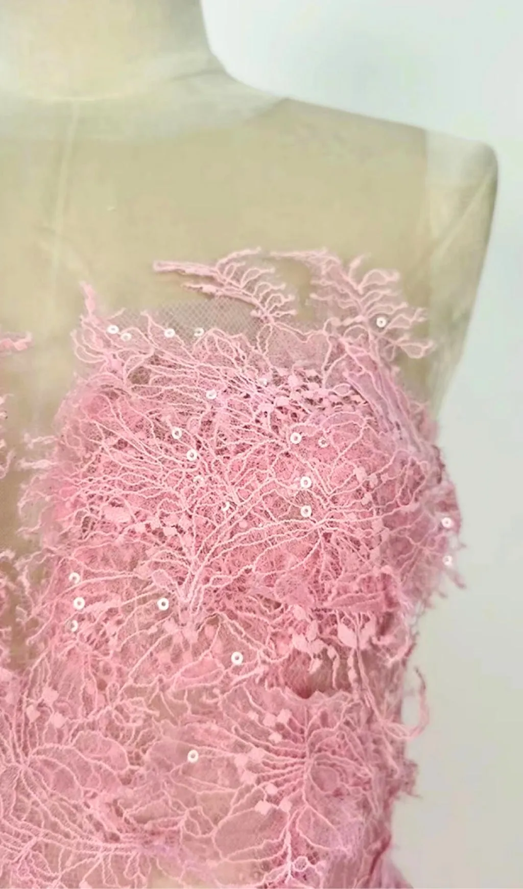 PINK FLORAL LACE EMBROIDER MIDI DRESS Gloria Lanvin