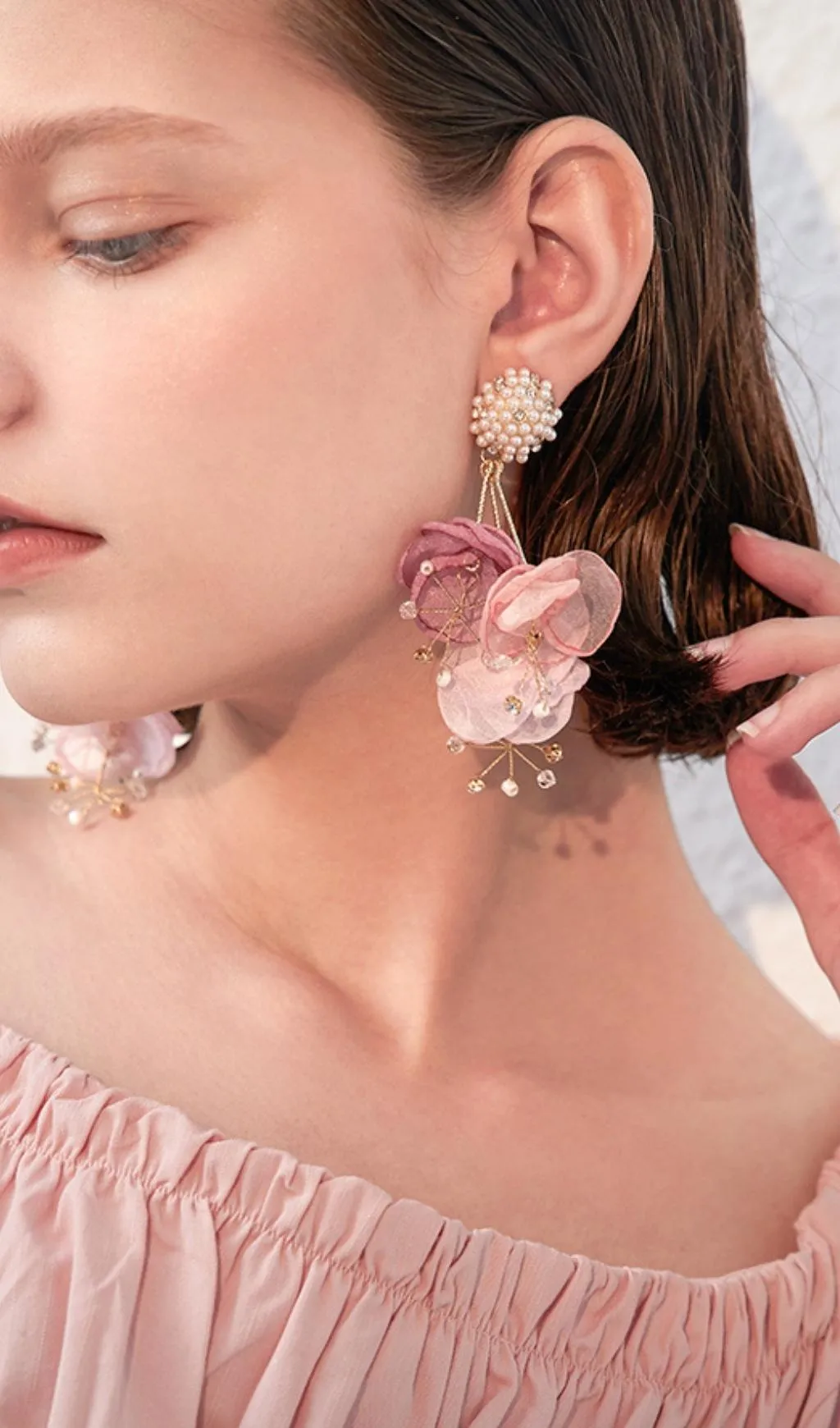 pink Pearl floral earrings Gloria Lanvin