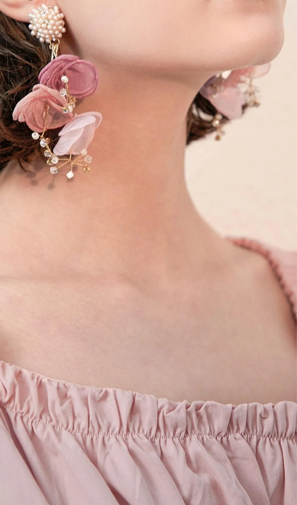pink Pearl floral earrings Gloria Lanvin