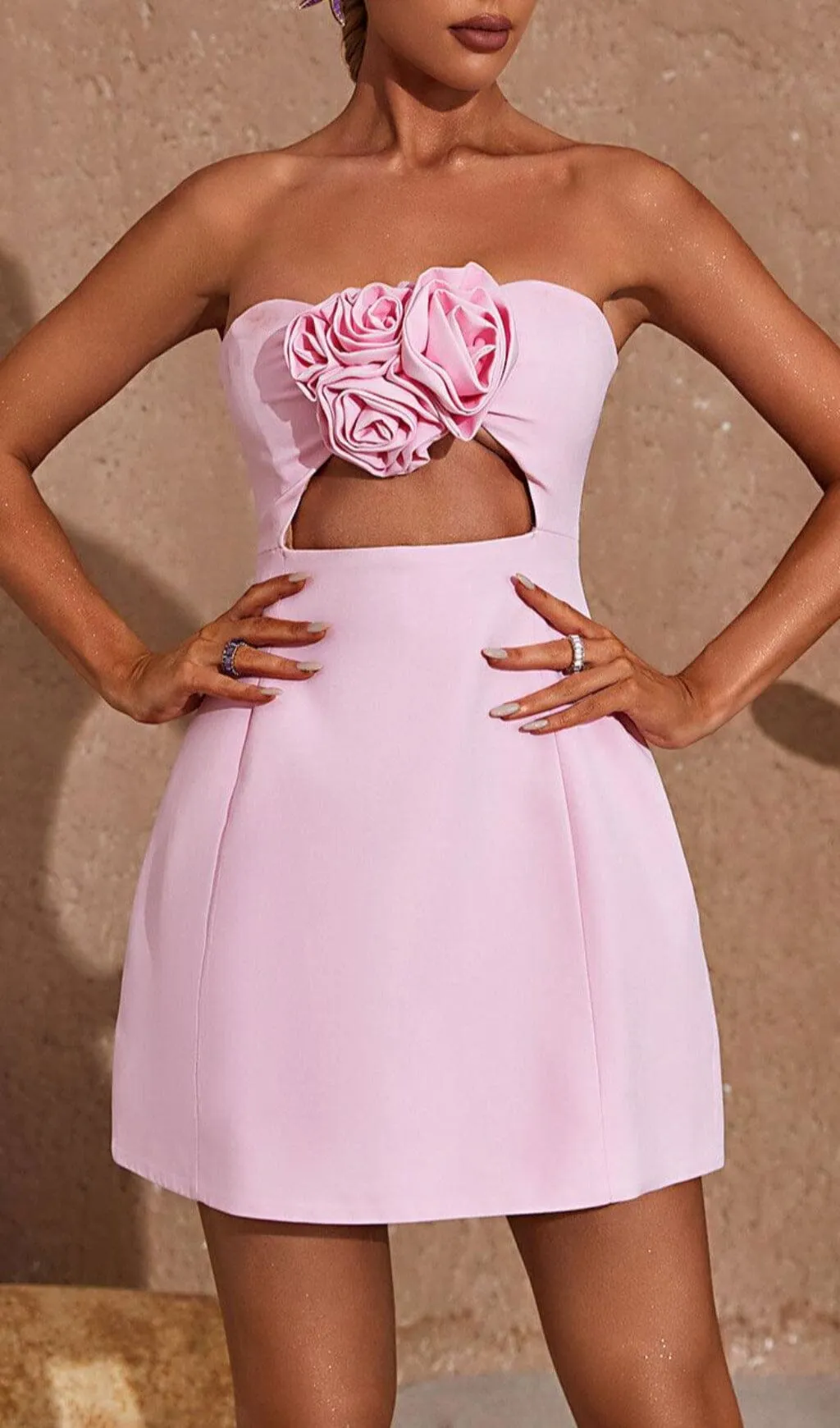 PINK STRAPLESS CUTOUT MINI DRESS Gloria Lanvin