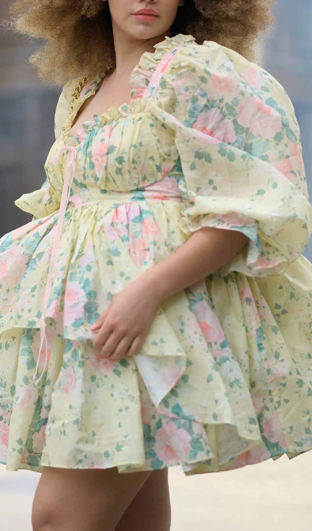 PUFF FLORAL MINI DRESS IN BUTTER Gloria Lanvin
