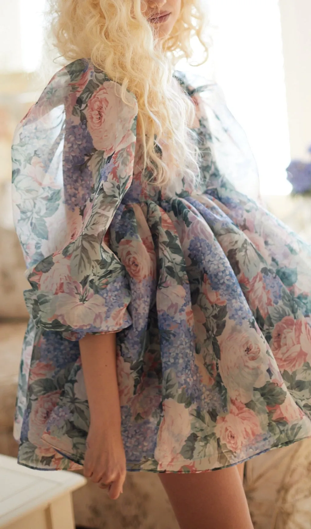 PUFF LONG SLEEVE FLORAL MINI DRESS Gloria Lanvin