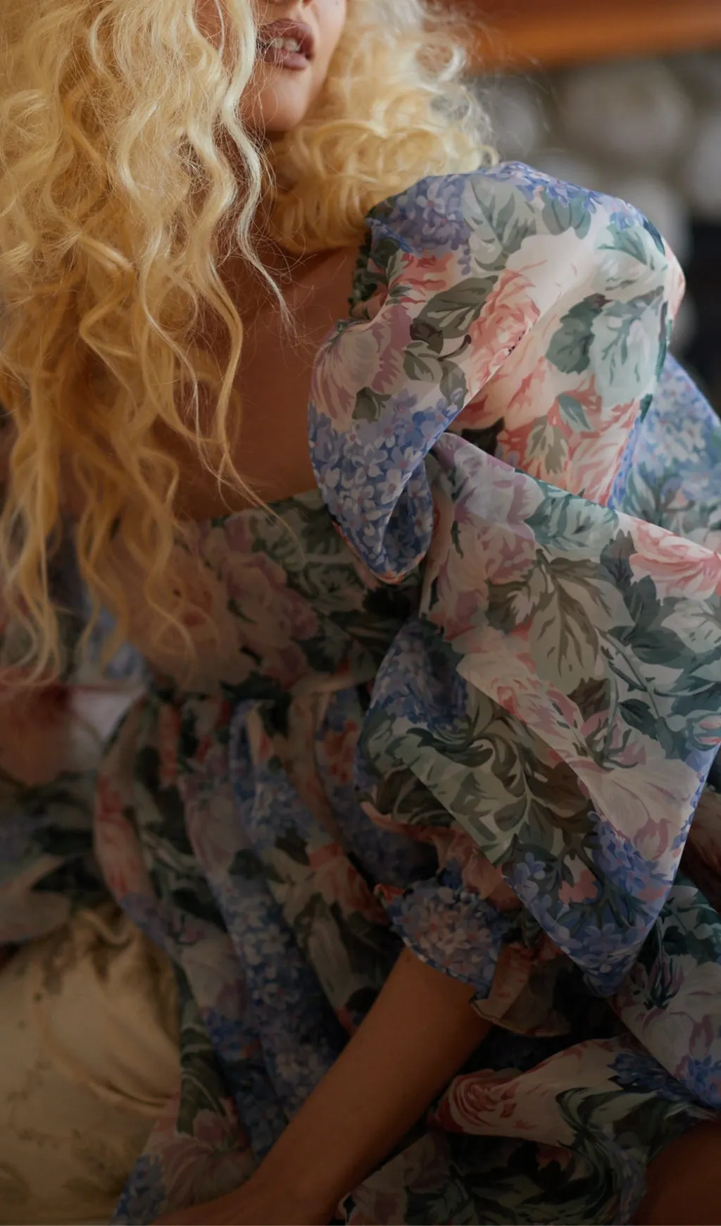 PUFF LONG SLEEVE FLORAL MINI DRESS Gloria Lanvin