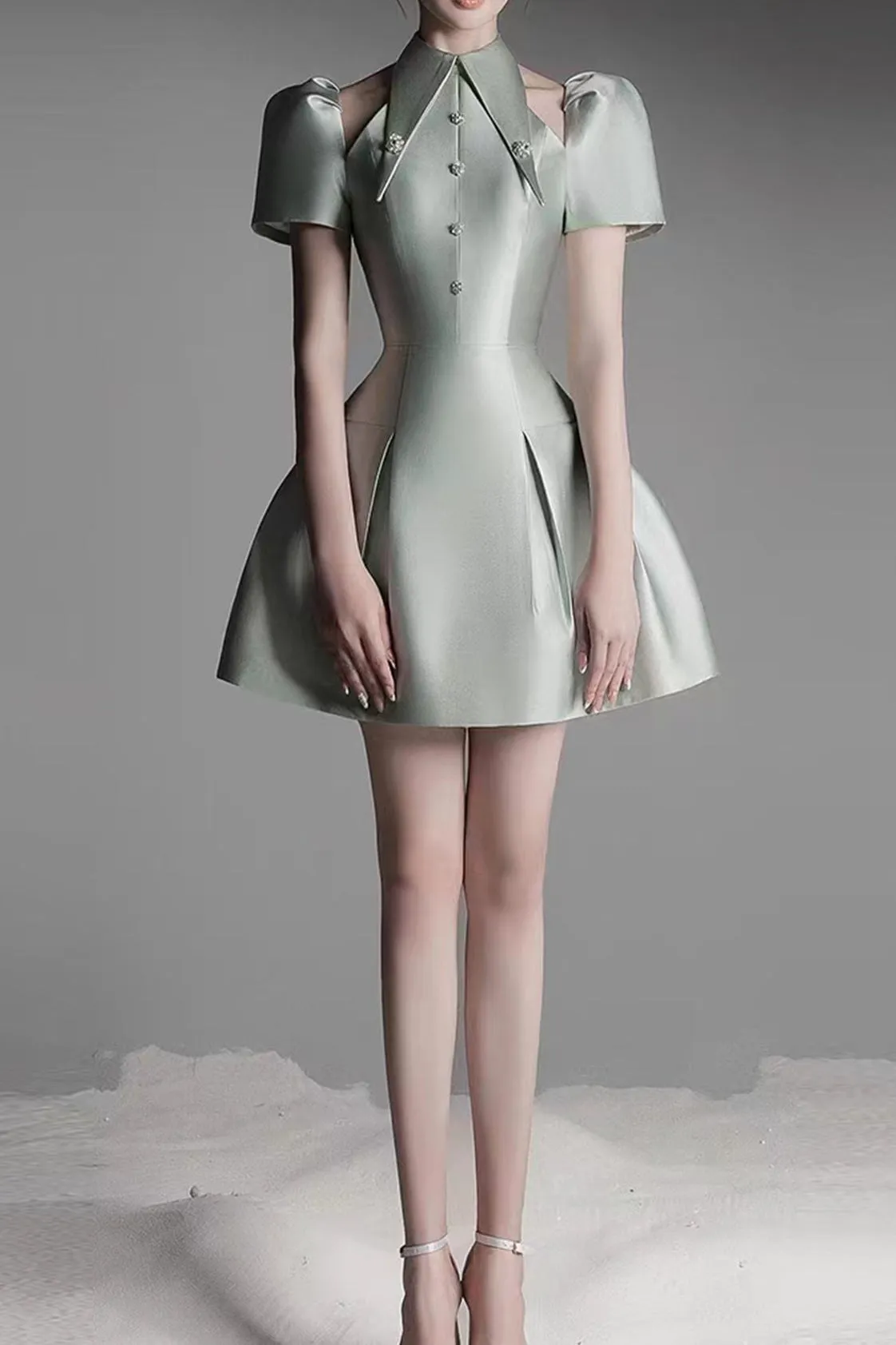 puff sleeve cut out a-line mini dress in green Gloria Lanvin